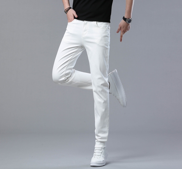 ブランドジーンズ側面デザイン